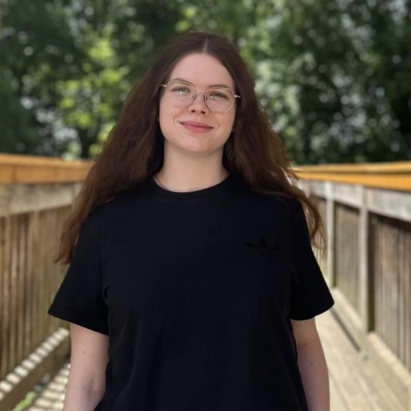 Laura 3 zu 4
